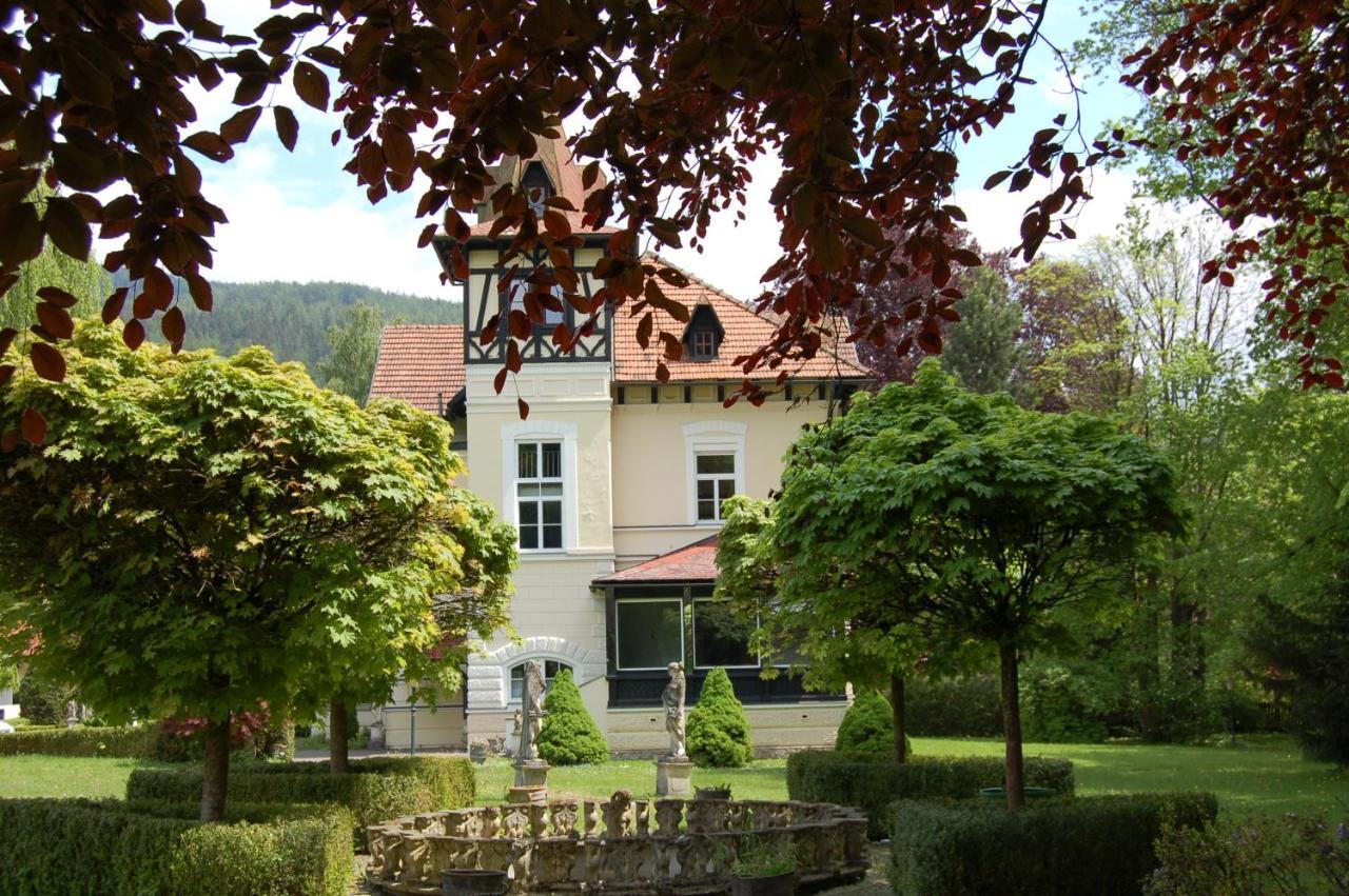 Gloegglhof Bed & Breakfast Trofaiach Bagian luar foto