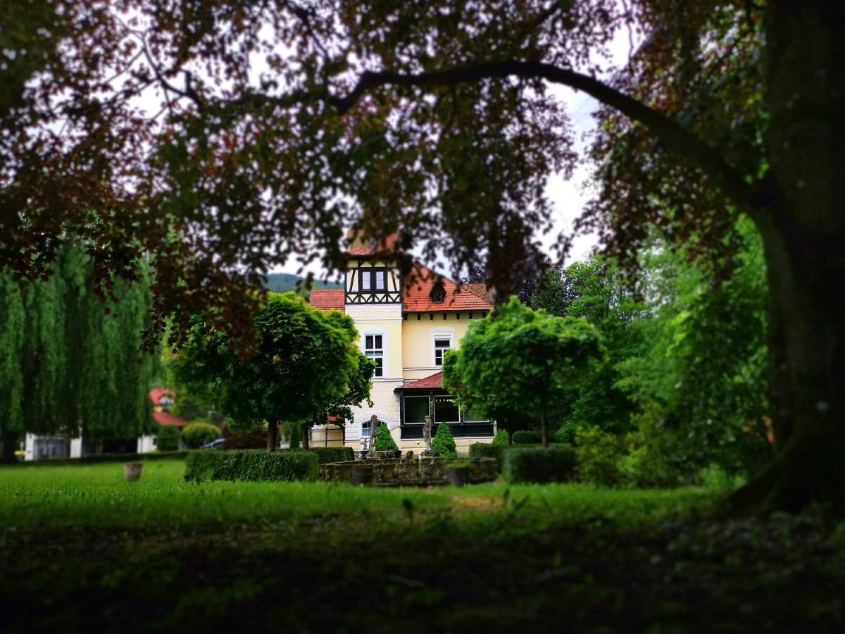 Gloegglhof Bed & Breakfast Trofaiach Bagian luar foto