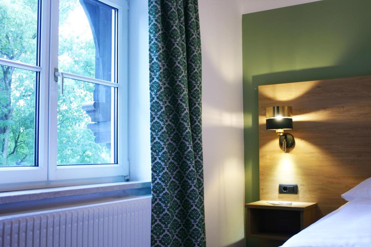 Gloegglhof Bed & Breakfast Trofaiach Bagian luar foto
