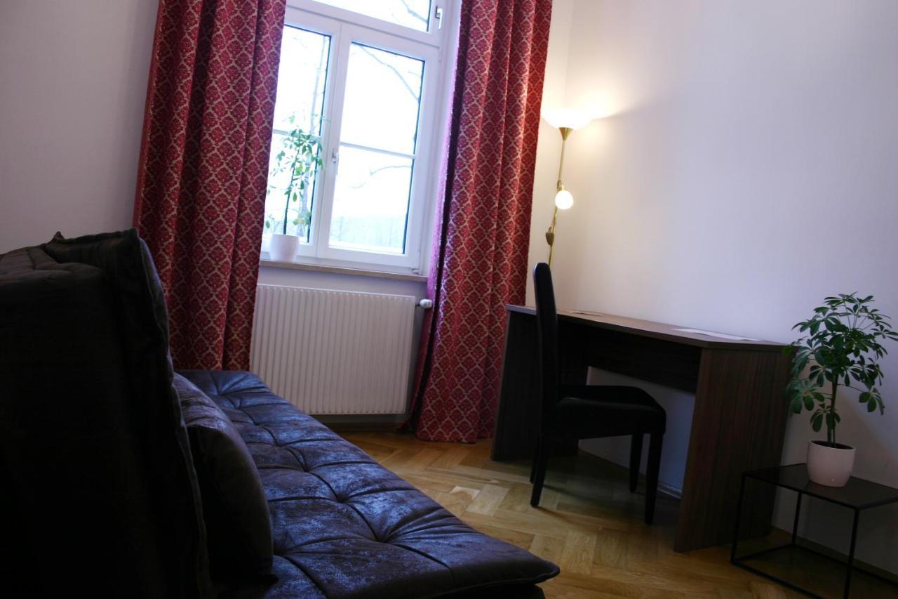 Gloegglhof Bed & Breakfast Trofaiach Bagian luar foto