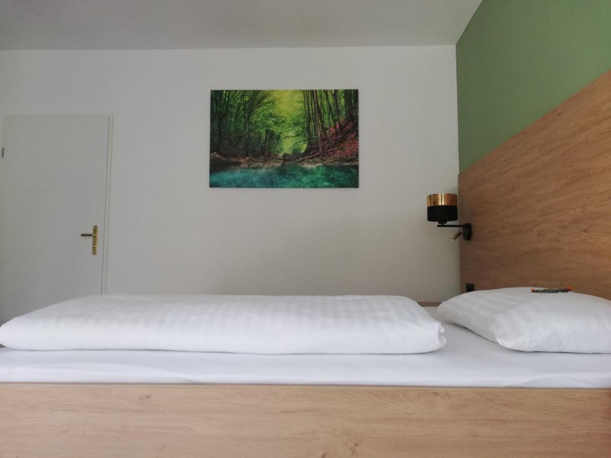 Gloegglhof Bed & Breakfast Trofaiach Bagian luar foto